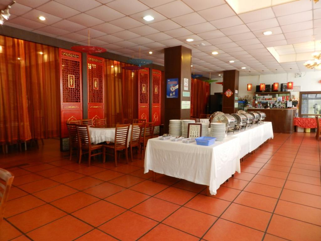 Beijing Zilong Hotel Luaran gambar